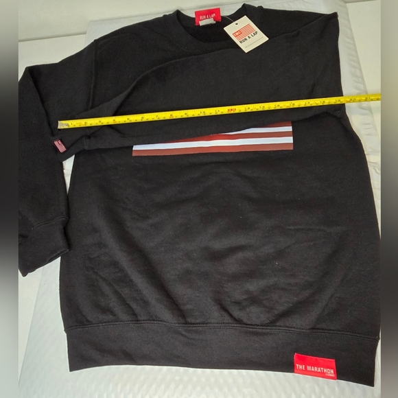 NWT The Marathon Clothing TMC Flag Crewneck Sweatshirt in Black Red & White SZ S - Picture 10 of 13